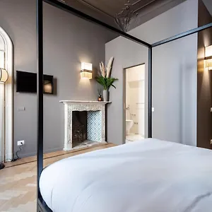 https://boutique-centrale-santandrea.italymilanhotels.net